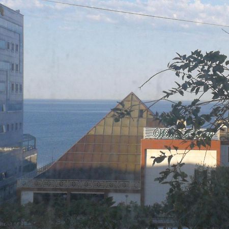 Appartement Flat at the seafront à Aktau  Extérieur photo