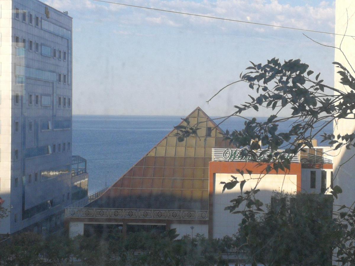Appartement Flat at the seafront à Aktau  Extérieur photo
